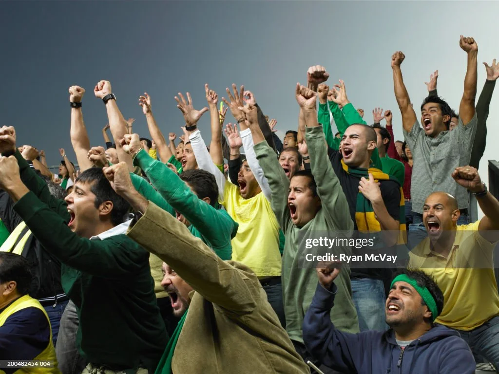 pg电子试玩 - 主播训练营学员合影与培训现场